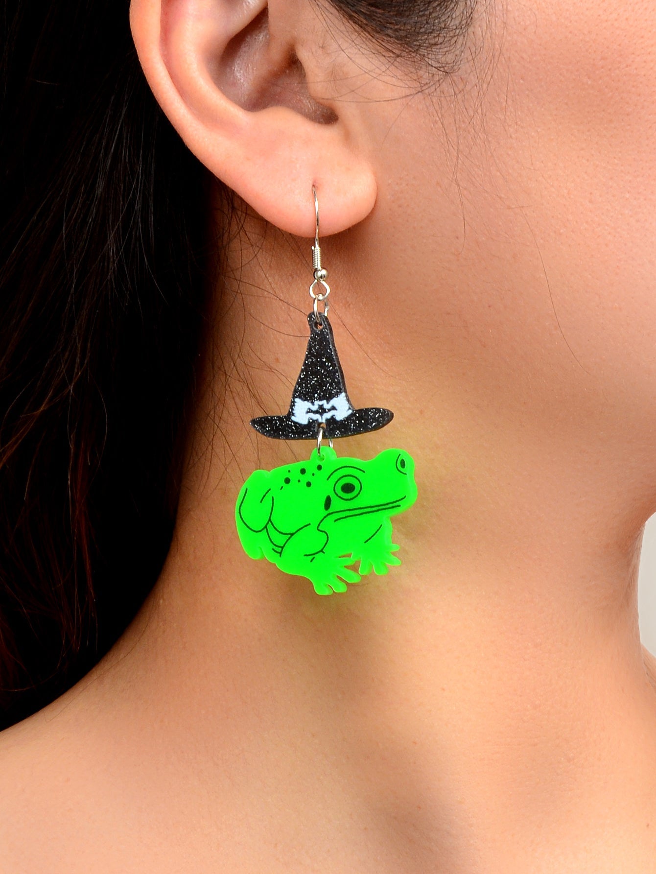 Punk Style Halloween Jewelry Black Wizard Hat Green Frog Acrylic Dangle Earrings-1